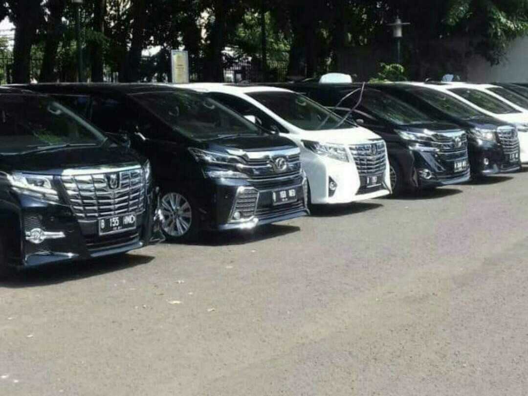 Sewa Mobil Mewah, Rental Mobil Pengantin