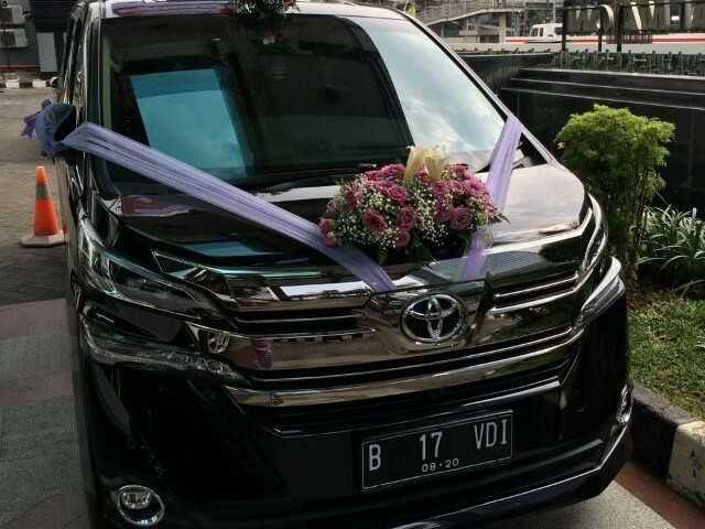 sewa vellfire, rental vellfire, rental mobil vellfire, wedding car, rental mobil pengantin, rental mobil mewah