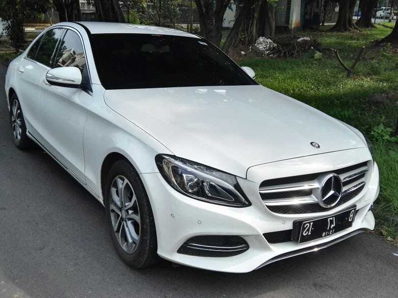 rental mobil mercedes benz c class, sewa mercedes benz c class, rental mercy C 200 Jakarta, rental mobil mewah mercy, wedding car mercedes benz class, rental mobil pengantin mercedes benz c class.