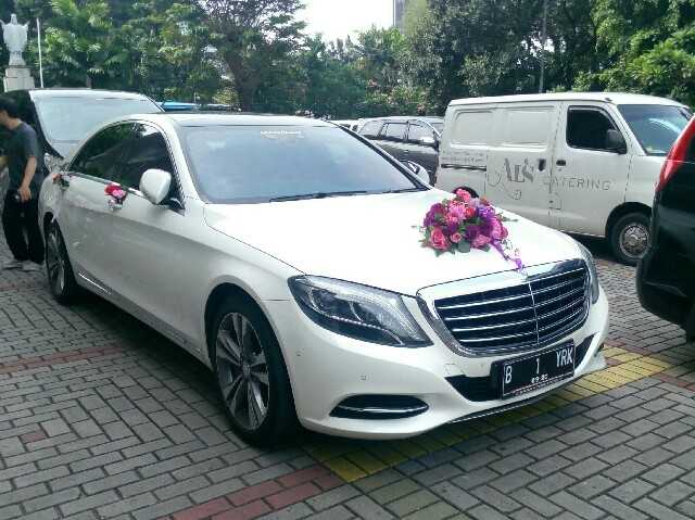 rental mobil mercedes benz s class, sewa mercedes benz s 400 putih, wedding car mercy s class, rental mobil mewah mercedes benz s 400, sewa mobil pengantin s class