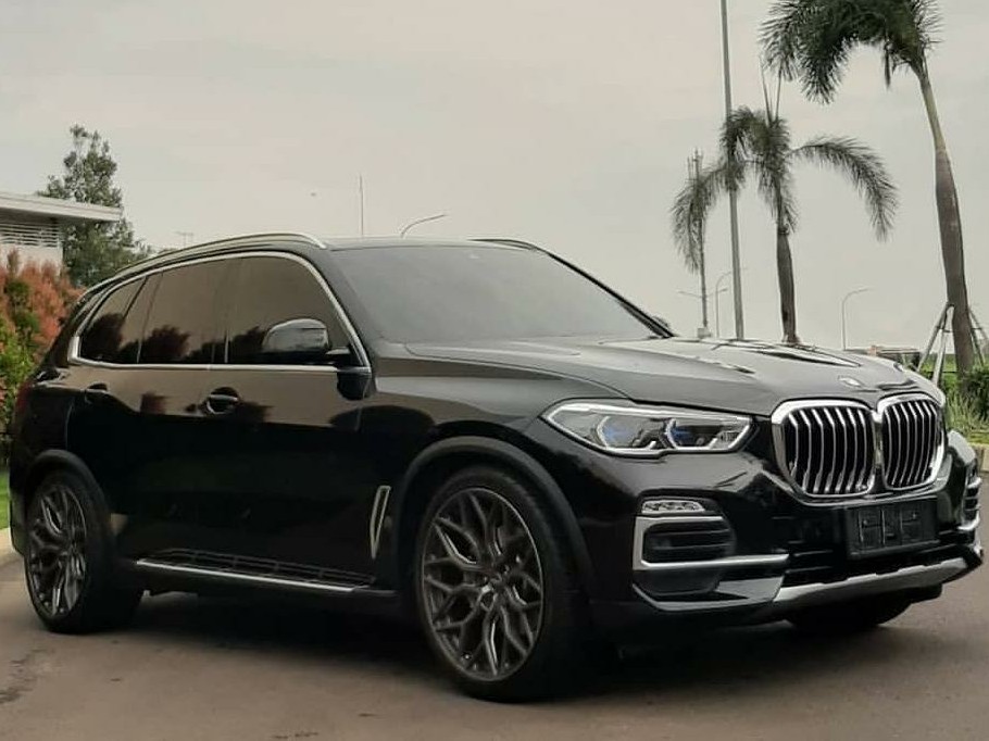 sewa mobil bmw x5 jakarta, wedding car, sewa mobil mewah, sewa bmw, sewa mobil pengantin